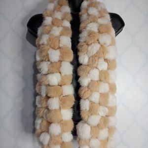 Cejon 100% Rabbit fur tan white checker